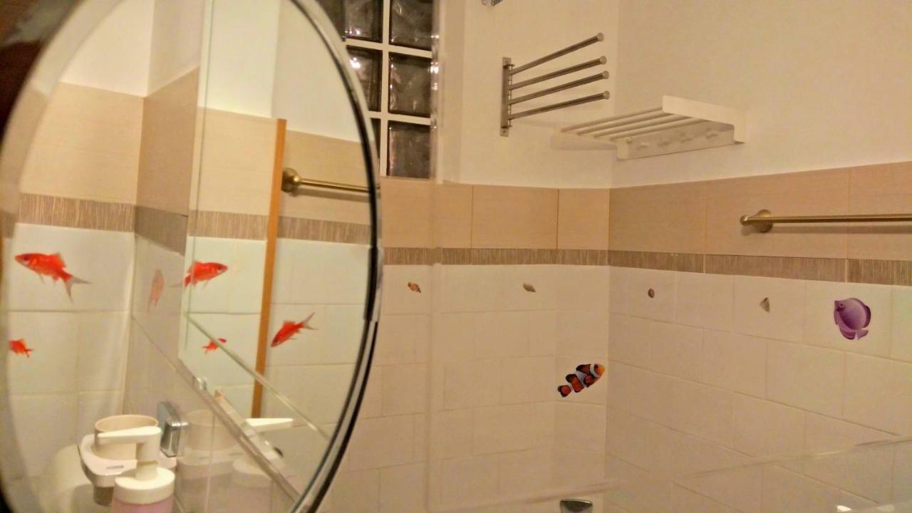 One Bedroom Apartment French Embassy Bucarest Exterior foto